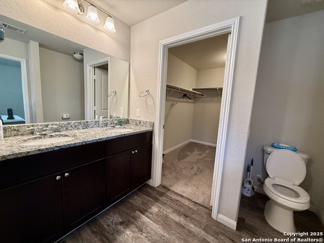 Image 15 of 20 For 807 Blue Landing