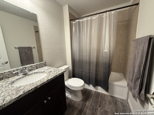 Image 19 of 20 For 807 Blue Landing