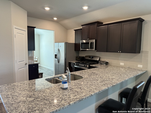 Image 6 of 20 For 807 Blue Landing