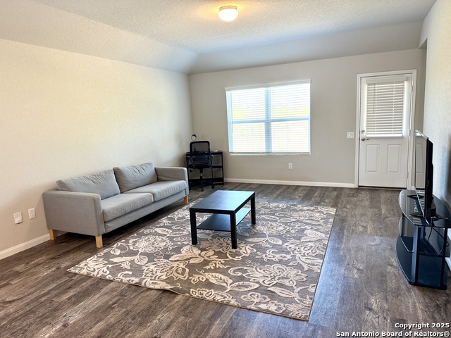 Image 9 of 20 For 807 Blue Landing