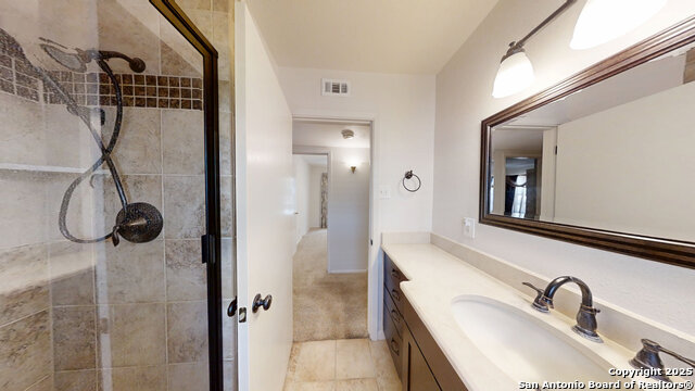 Image 18 of 48 For 459 Harcourt