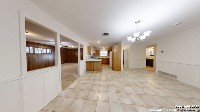 Image 23 of 48 For 459 Harcourt