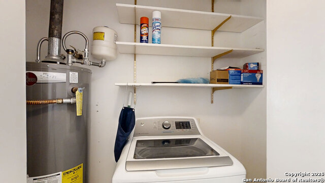 Image 29 of 48 For 459 Harcourt