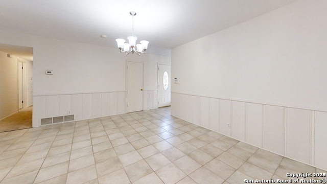 Image 31 of 48 For 459 Harcourt