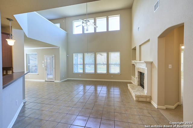 Image 11 of 40 For 9402 Mariposa