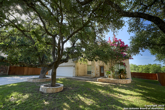 Image 2 of 40 For 9402 Mariposa