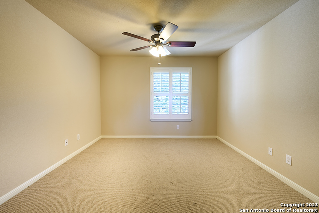 Image 36 of 40 For 9402 Mariposa