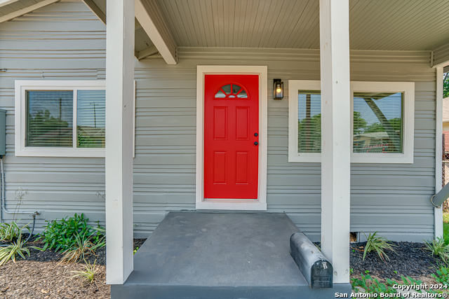 Image 3 of 40 For 122 Finch  