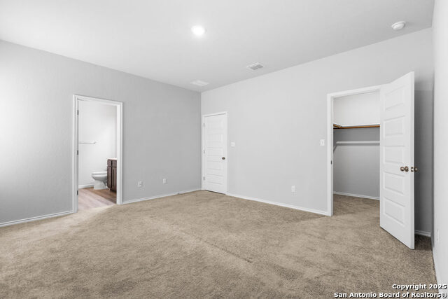 Listing photo id 13 for 9938 Rancho Real