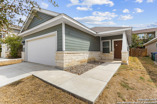 Listing photo id 0 for 9938 Rancho Real