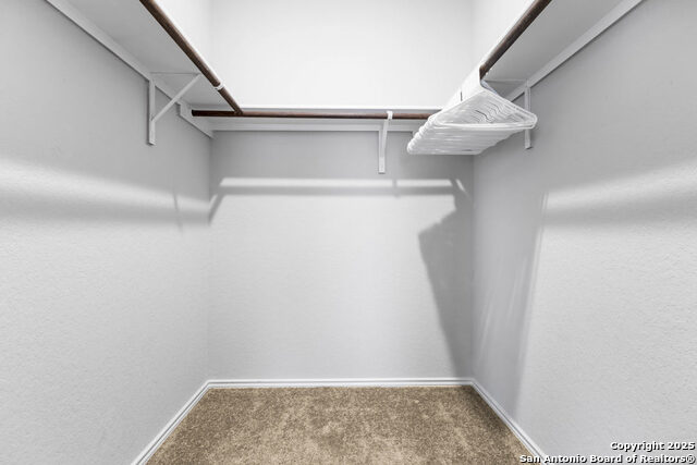 Listing photo id 18 for 9938 Rancho Real