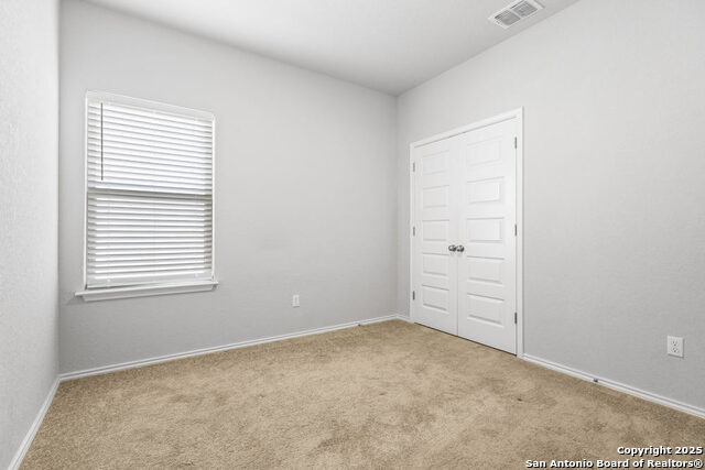 Listing photo id 19 for 9938 Rancho Real