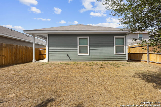 Listing photo id 25 for 9938 Rancho Real