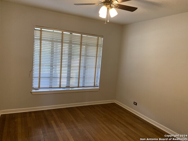 Listing photo id 3 for 287 Thorain