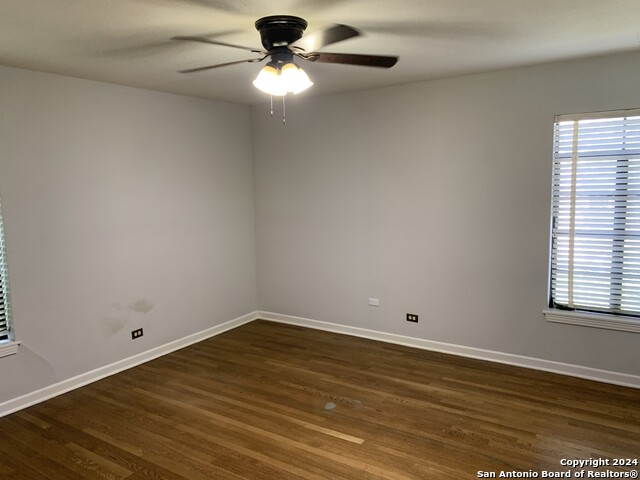 Listing photo id 4 for 287 Thorain