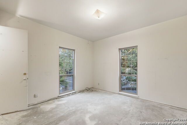 Image 15 of 34 For 7707 Broadway  3