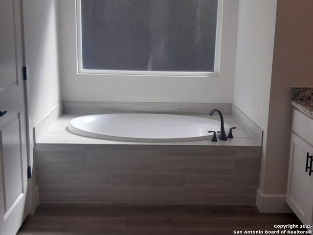 Listing photo id 13 for 1140 Yaupon  