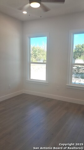 Listing photo id 19 for 1140 Yaupon  