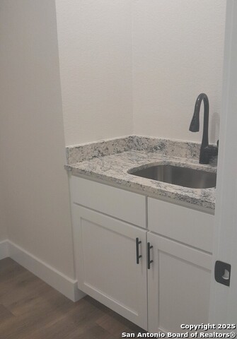 Listing photo id 20 for 1140 Yaupon  