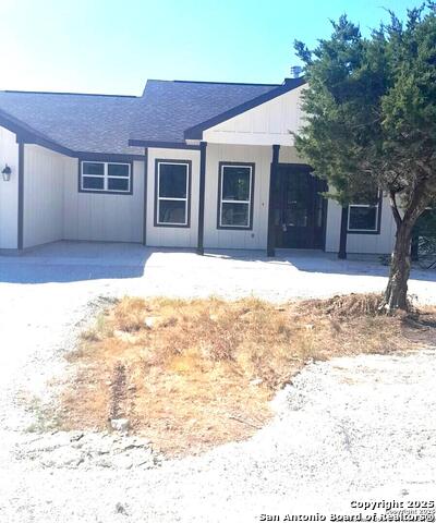 Listing photo id 1 for 1140 Yaupon  