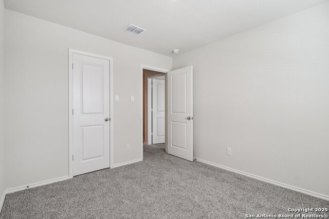 Listing photo id 23 for 9926 Auger