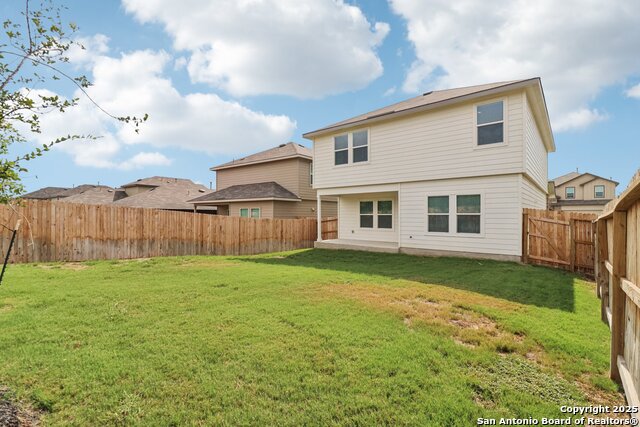 Listing photo id 44 for 9926 Auger