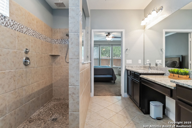 Image 15 of 24 For 10719 Serrento Hi