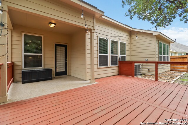 Image 21 of 24 For 10719 Serrento Hi