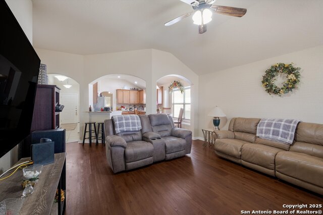 Image 10 of 30 For 4006 Giverny Ct