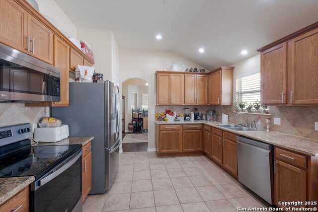 Image 14 of 30 For 4006 Giverny Ct