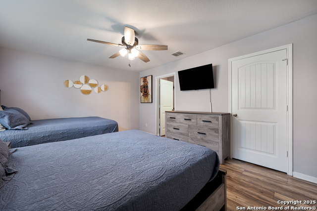 Image 20 of 33 For 1802 Gray Fox Creek