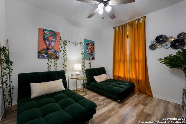 Image 3 of 33 For 1802 Gray Fox Creek