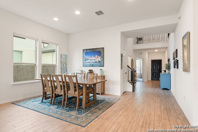 Listing photo id 14 for 204 White Barn