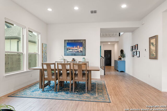 Listing photo id 15 for 204 White Barn