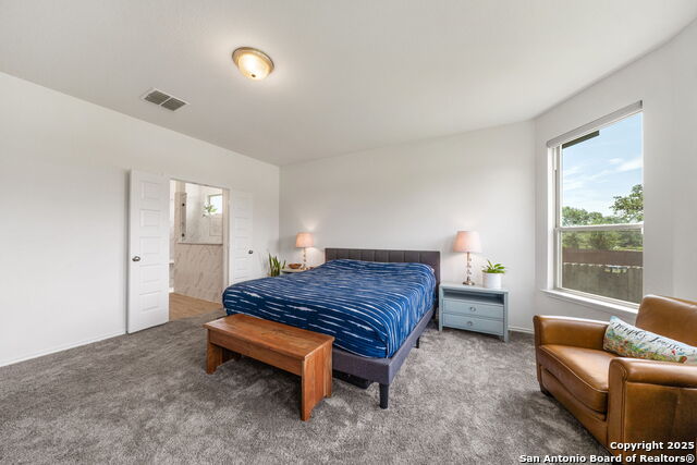 Listing photo id 16 for 204 White Barn