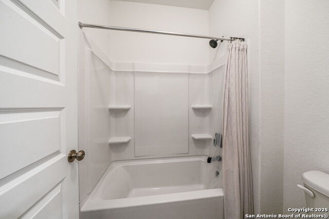 Listing photo id 23 for 204 White Barn