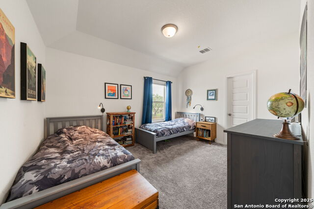 Listing photo id 26 for 204 White Barn