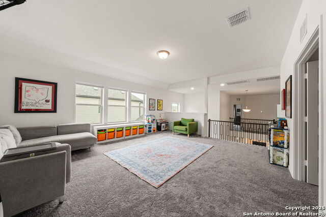 Listing photo id 29 for 204 White Barn