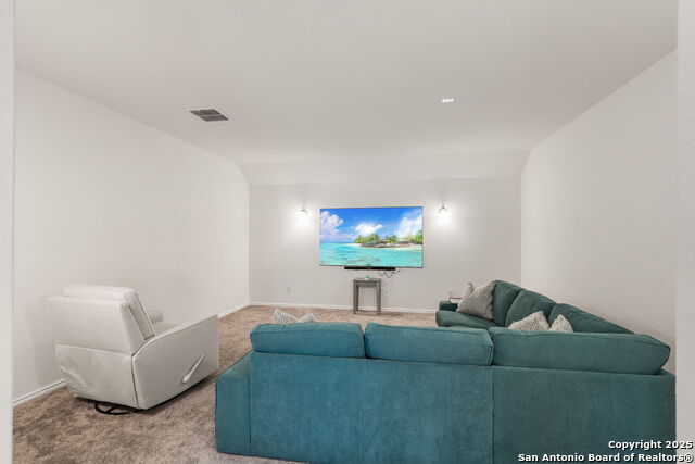 Listing photo id 30 for 204 White Barn