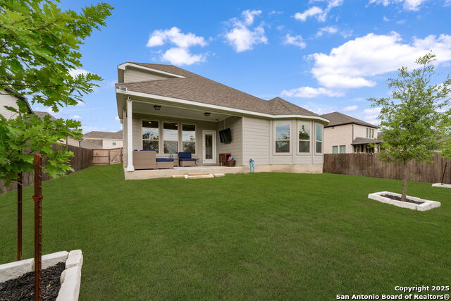 Listing photo id 35 for 204 White Barn