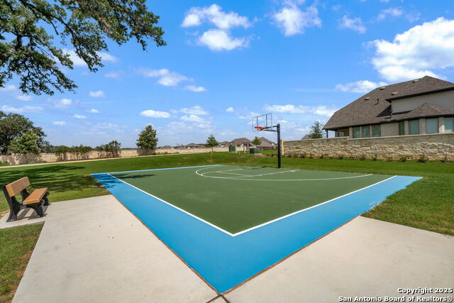 Listing photo id 37 for 204 White Barn