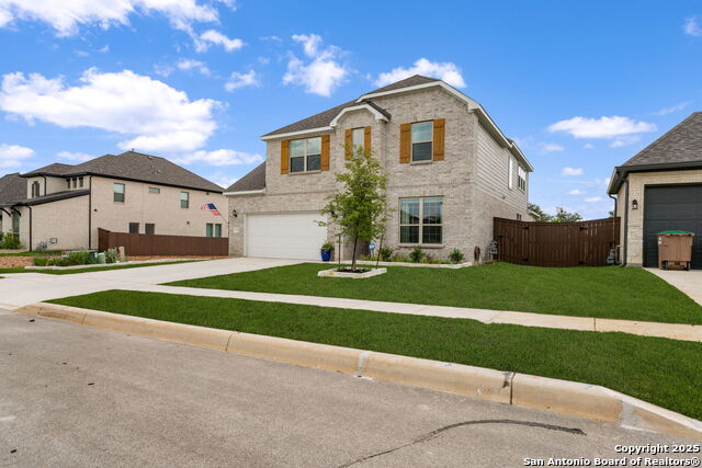 Listing photo id 2 for 204 White Barn