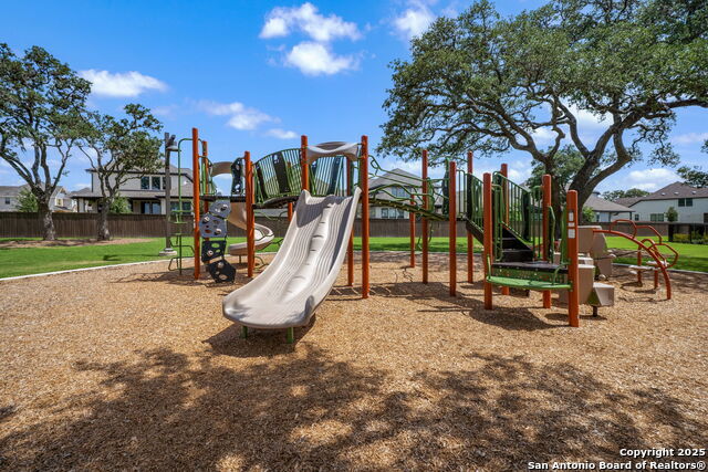 Listing photo id 40 for 204 White Barn