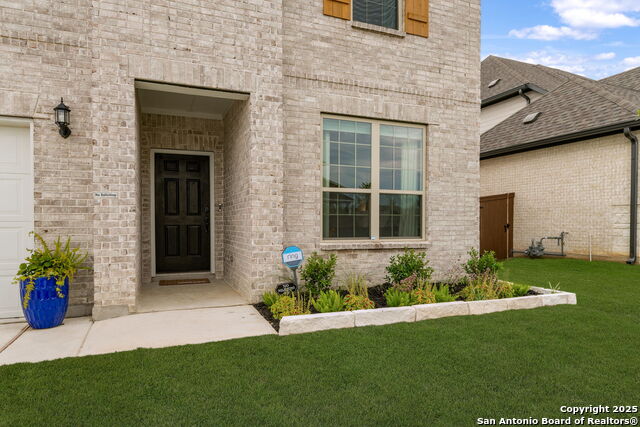 Listing photo id 3 for 204 White Barn
