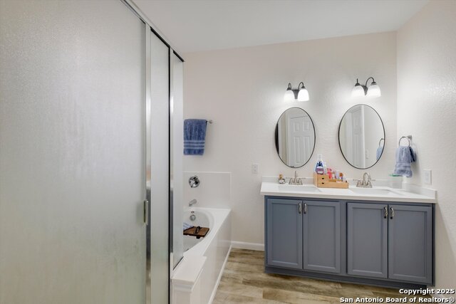 Image 22 of 28 For 2606 Silverton Wind