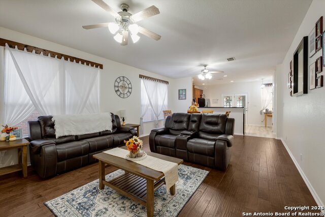 Image 4 of 28 For 2606 Silverton Wind