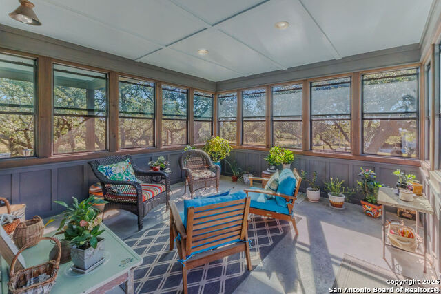 Image 30 of 62 For 872 Oak Drive