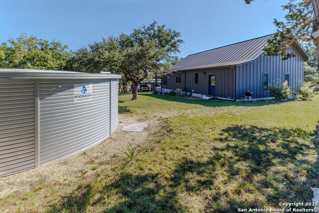 Image 39 of 62 For 872 Oak Drive