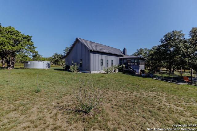 Image 41 of 62 For 872 Oak Drive