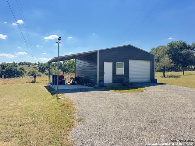 Image 44 of 62 For 872 Oak Drive